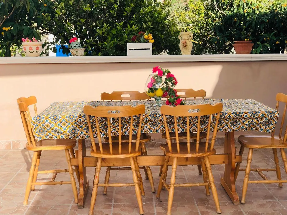 Casa vacanze Villino Franca e Giacomo Villa Guarrato Italia